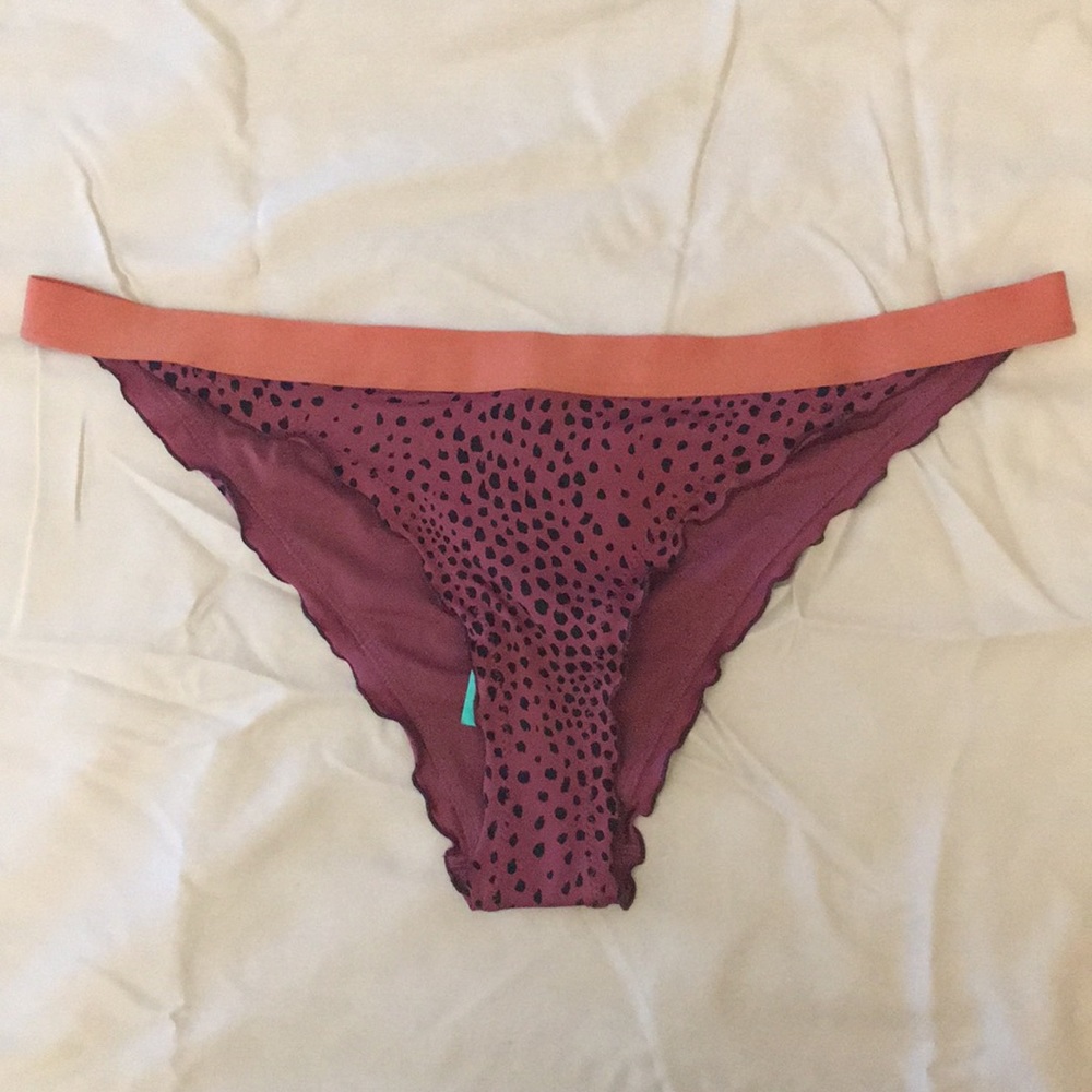 NWT Swimwear Low Cheeky Briefs